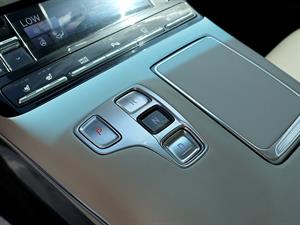 HYUNDAI Grandeur - Vista 12