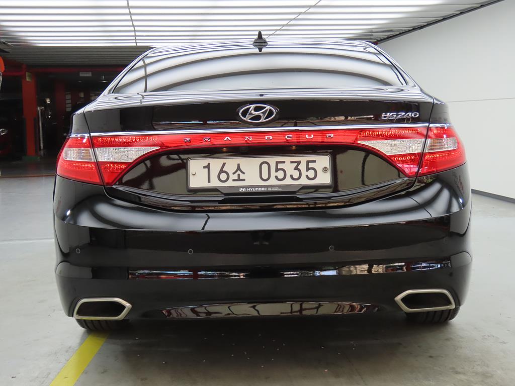 HYUNDAI Grandeur - Vista 4
