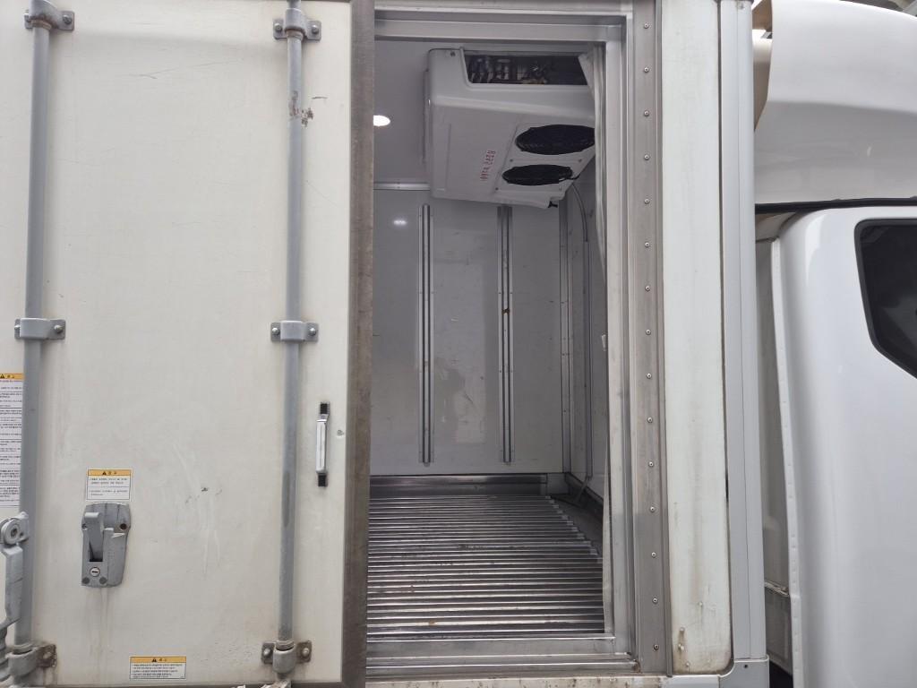 Small Truck Freezer Box(High Deck) 2022 Blanco - Importación desde Corea - HF Imports Iquique - Foto 18