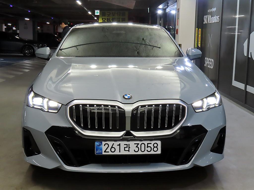 BMW 5 Series - Vista 2