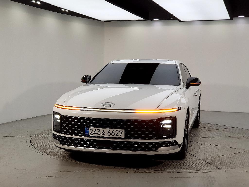 HYUNDAI Grandeur - Vista 2