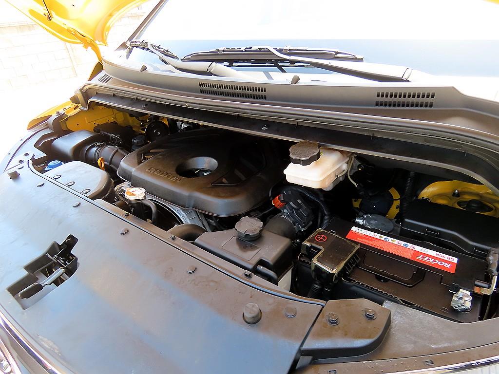 HYUNDAI Starex 2019 Amarillo - Importación desde Corea - HF Imports Iquique - Foto 19