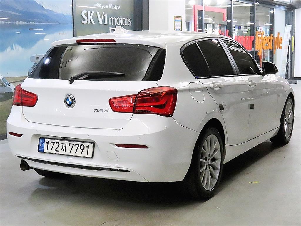 BMW 1 series - Vista 4