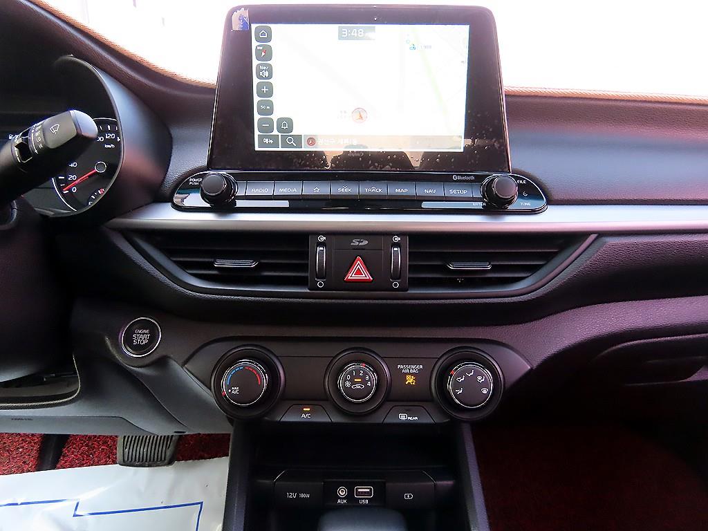 KIA K3 2019 Blanco - Importación desde Corea - HF Imports Iquique - Foto 13