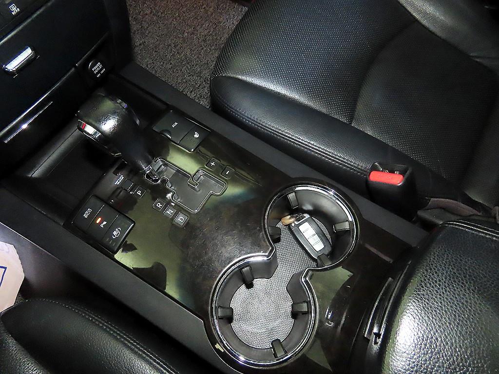 KIA Mohave - Vista 12