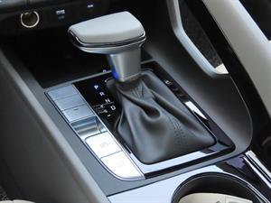 HYUNDAI Avante - Vista 12