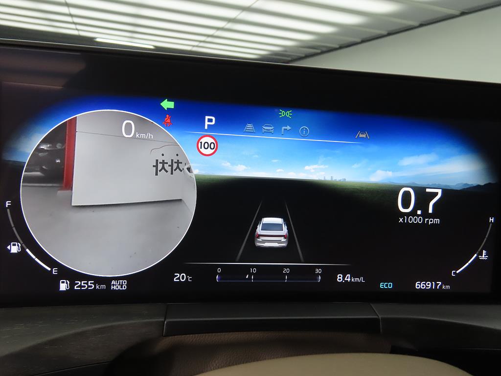 KIA K8 - Vista 9