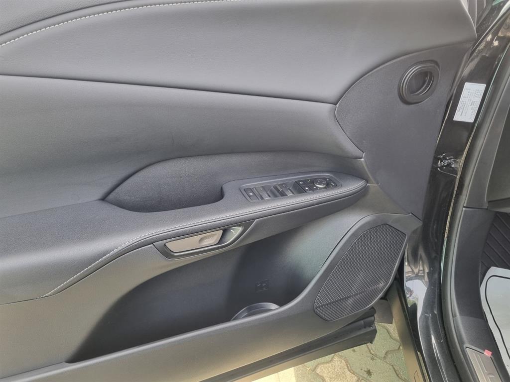 Lexus RX - Vista 4
