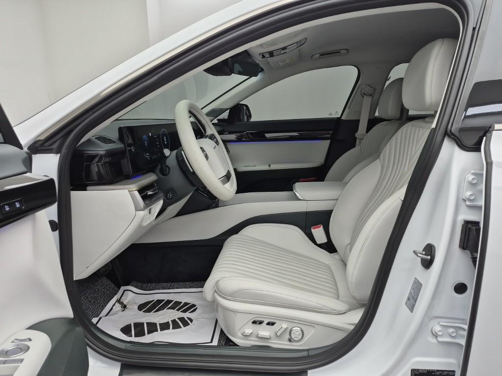 HYUNDAI Grandeur - Vista 11