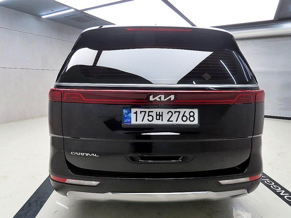 KIA Carnival - Vista 3