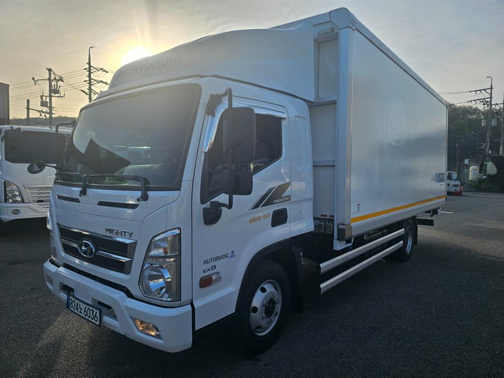 medium and large cargo truck 2023 Blanco - Importación desde Corea - HF Imports Iquique - Foto 1