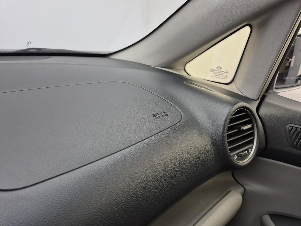 KIA Carens 2007 Plateado - Importación desde Corea - HF Imports Iquique - Foto 14
