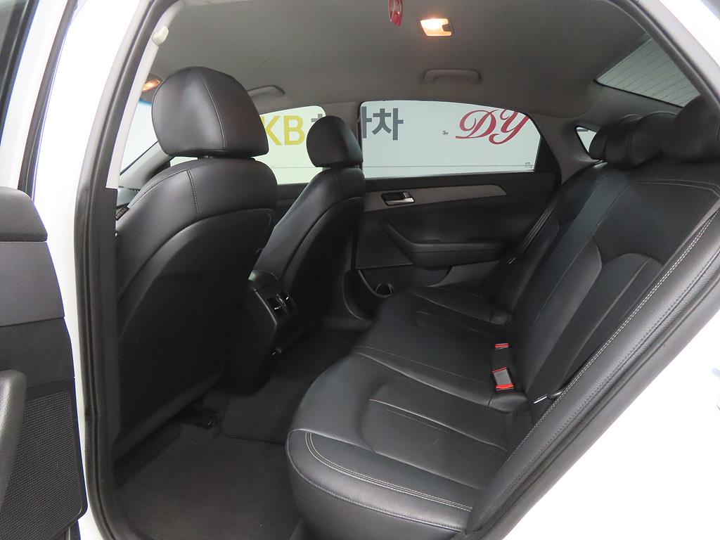 HYUNDAI Sonata - Vista 6