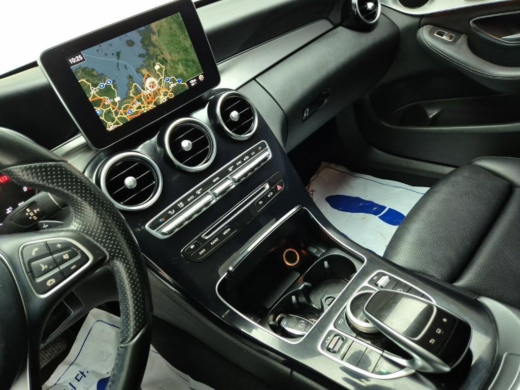 Mercedes Benz C Class - Vista 10