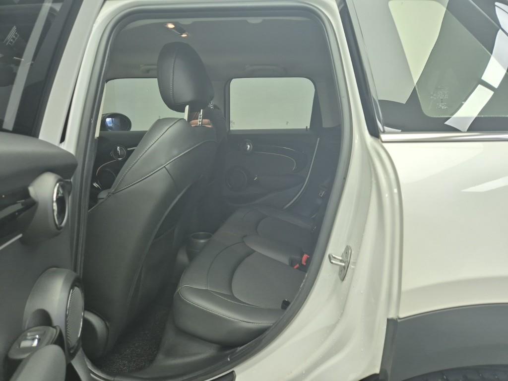 Mini Cooper - Vista 12