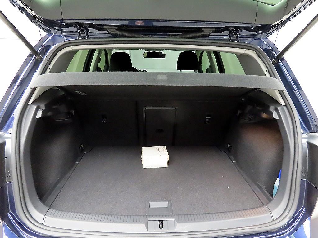 Volkswagen Golf 2014 Azul - Importación desde Corea - HF Imports Iquique - Foto 18
