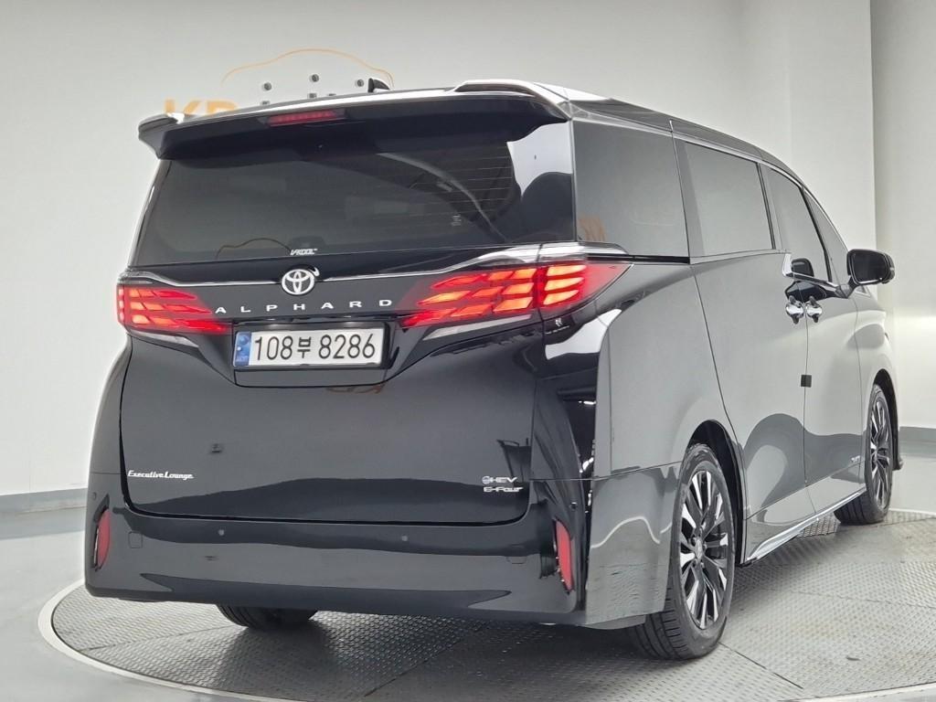 Toyota Alphard - Vista 3