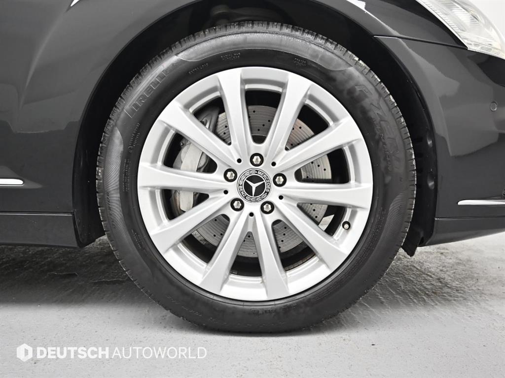 Mercedes Benz S Class - Vista 5