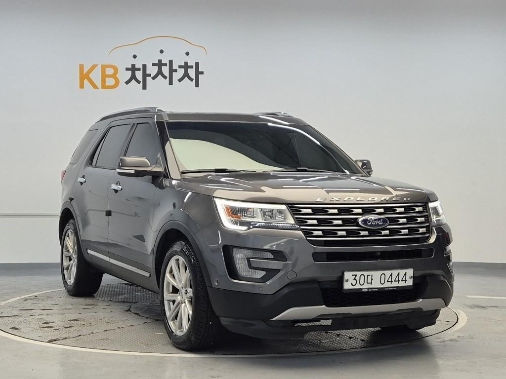 Ford Explorer - Vista 4