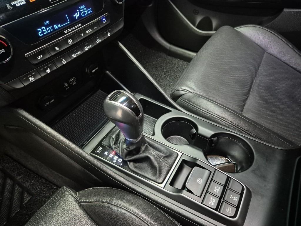 HYUNDAI Tucson - Vista 8