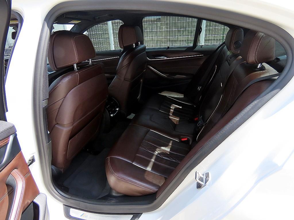 BMW 5 Series - Vista 6