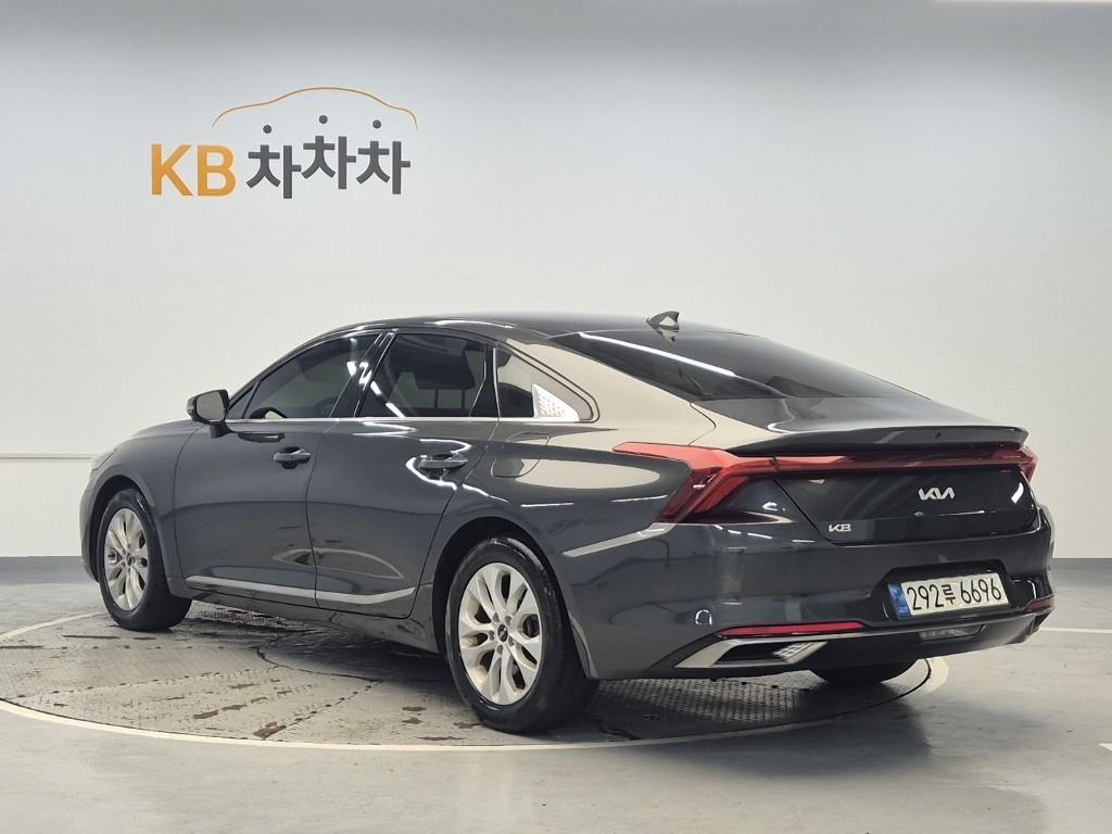 KIA K8 - Vista 2