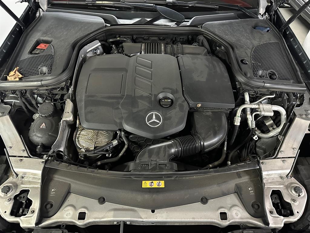 Mercedes Benz E class - Vista 9