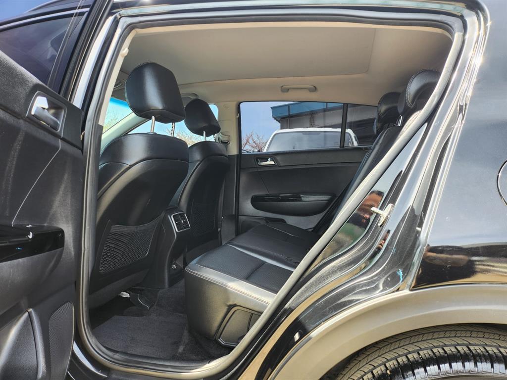 KIA Sportage - Vista 8