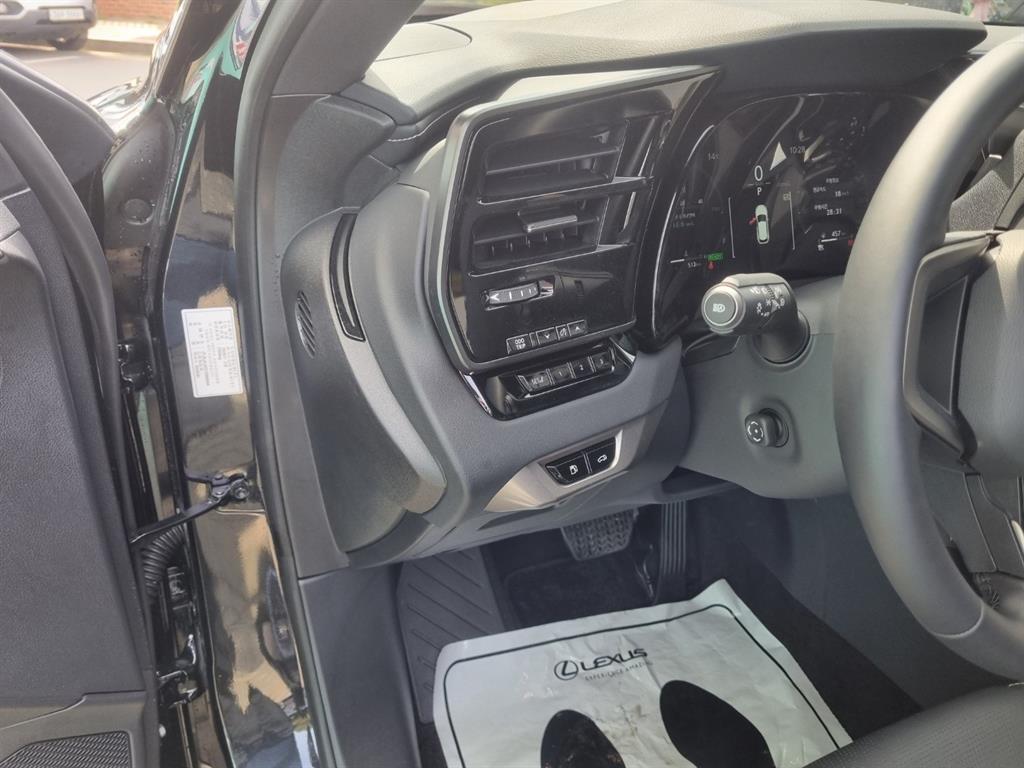 Lexus RX - Vista 5