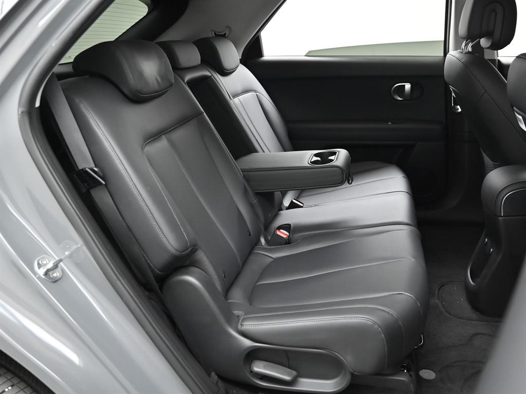 HYUNDAI Ioniq 5 - Vista 8