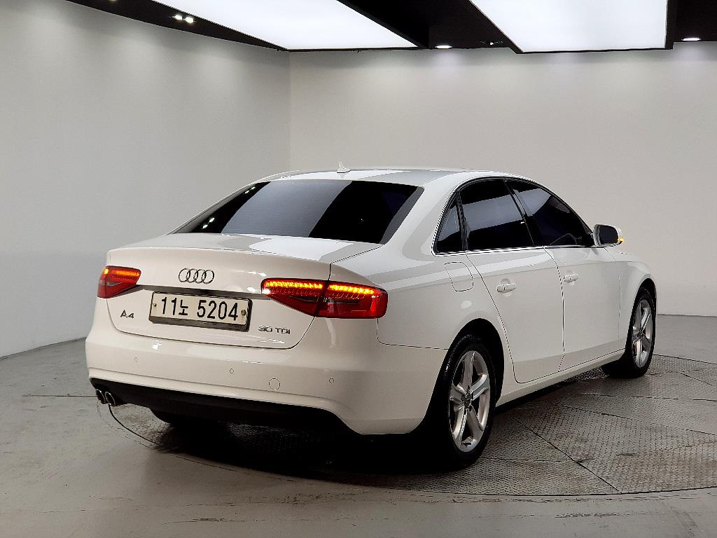 Audi A4 - Vista 4