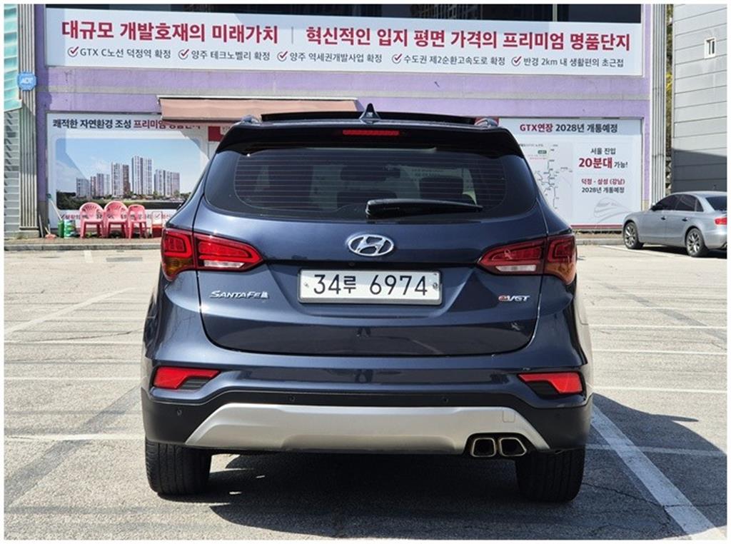 HYUNDAI Santa Fe - Vista 3