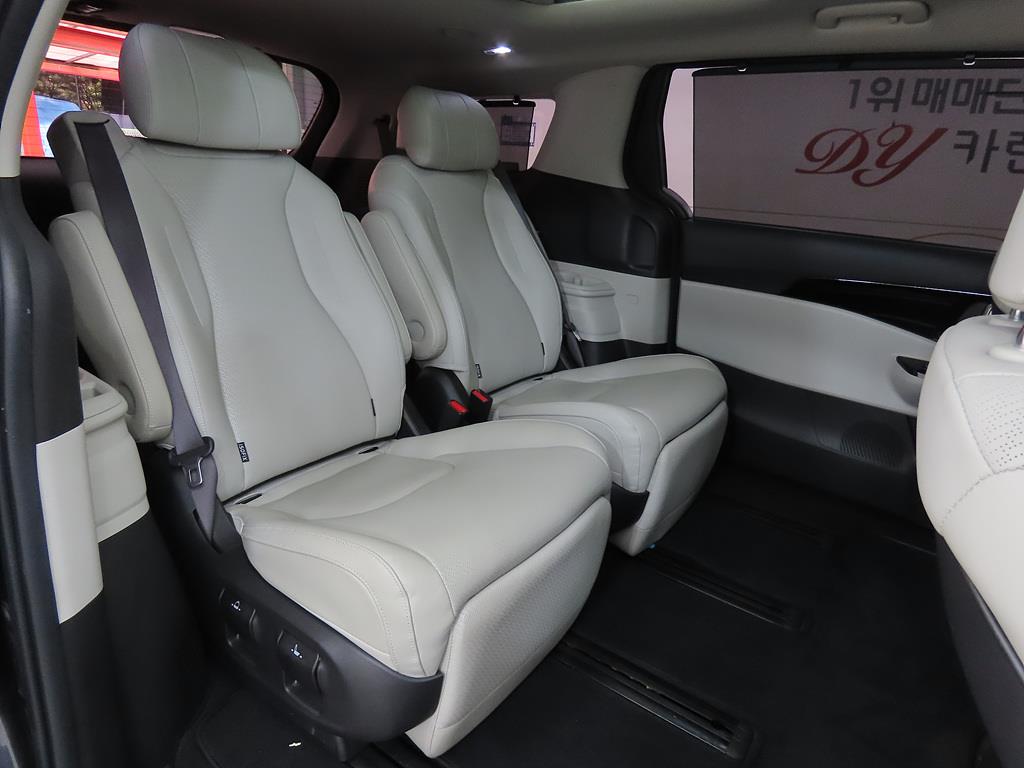 KIA Carnival - Vista 7