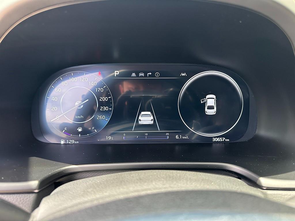 KIA K9 - Vista 8