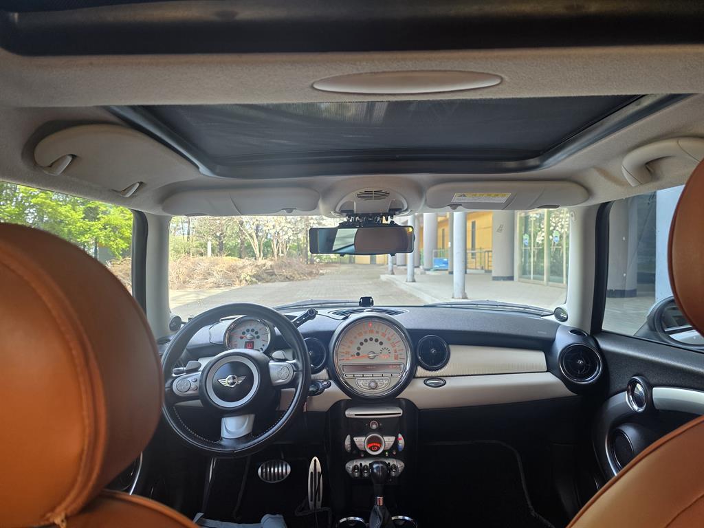 Mini Cooper - Vista 7