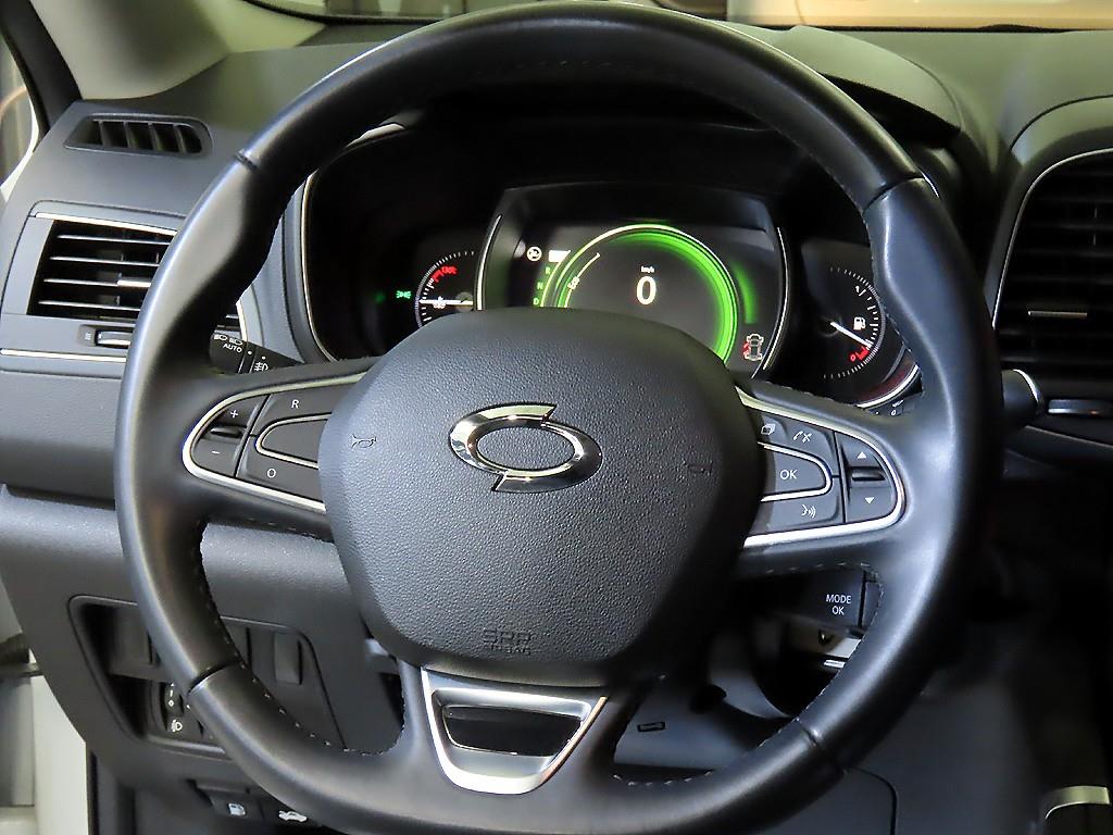 SAMSUNG QM6 - Vista 8