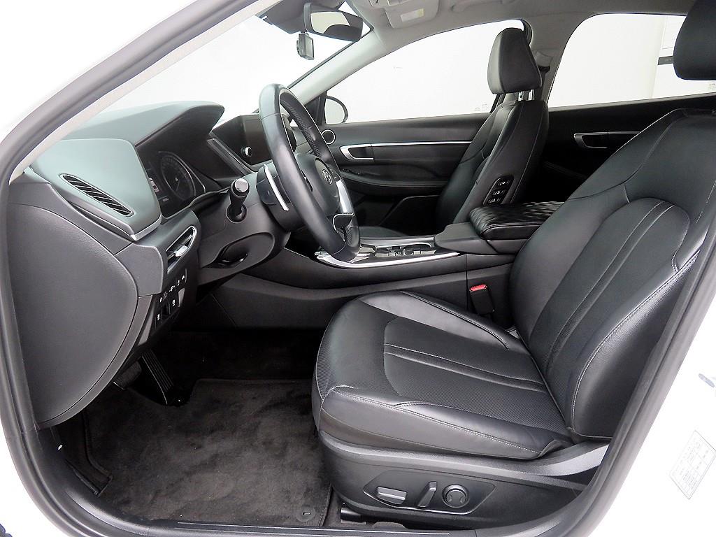 HYUNDAI Sonata - Vista 6