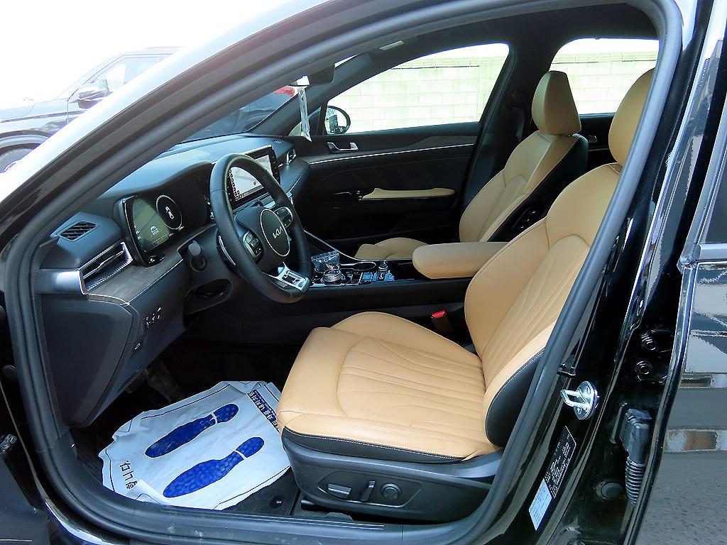 KIA K5 - Vista 5