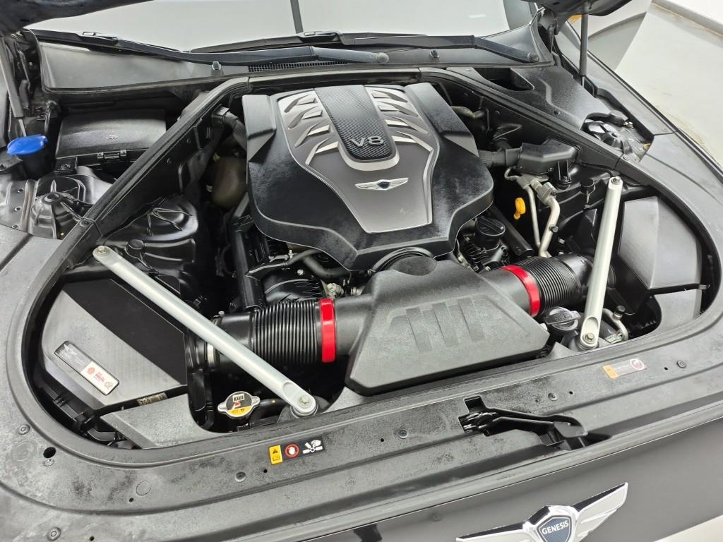 Genesis EQ900 - Vista 6