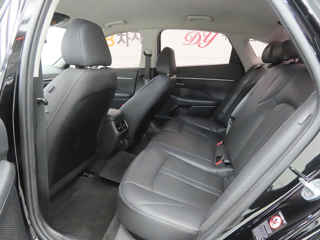 HYUNDAI Sonata - Vista 6