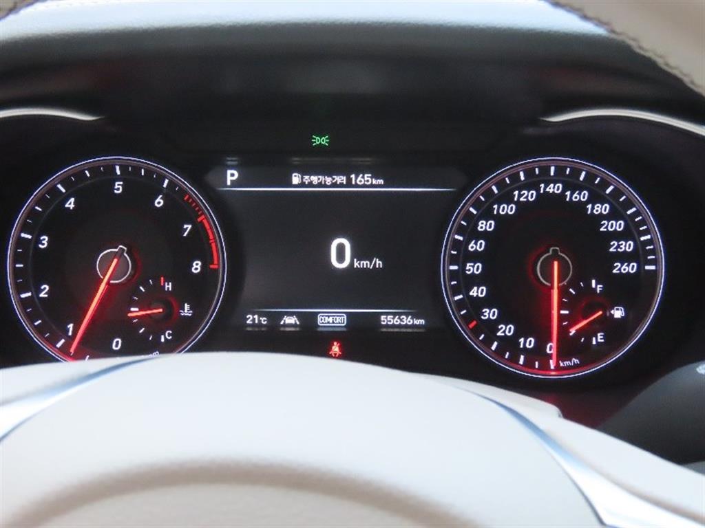 Genesis G70 - Vista 9