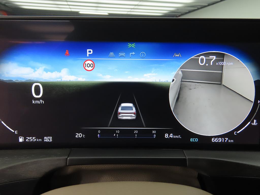 KIA K8 - Vista 10