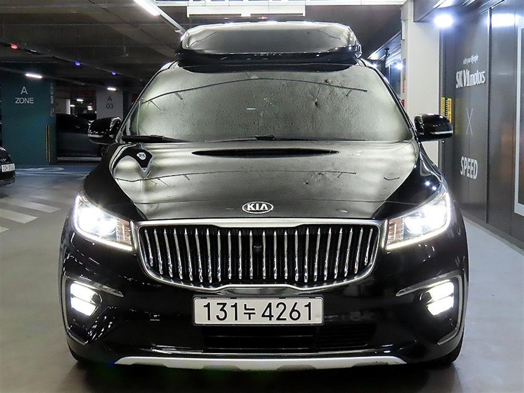 KIA Carnival - Vista 2