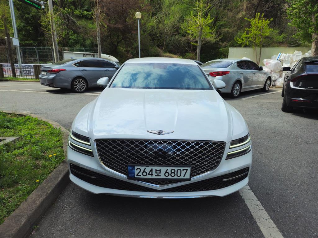 Genesis G80 2022 Blanco - Importación desde Corea - HF Imports Iquique - Foto 1