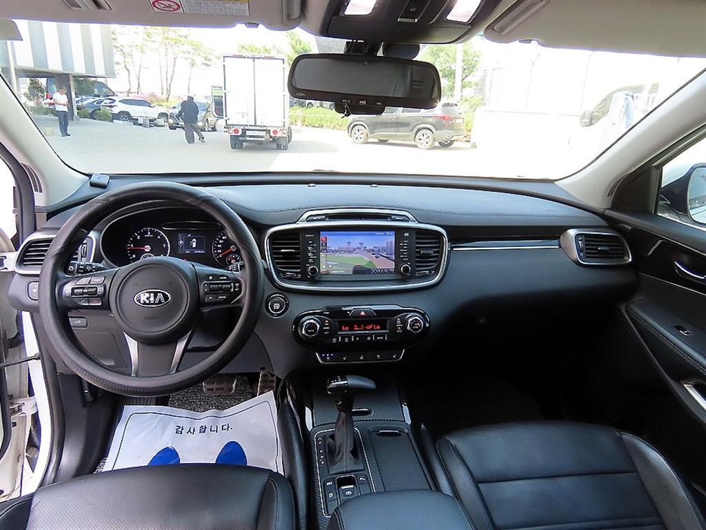 KIA Sorento - Vista 7