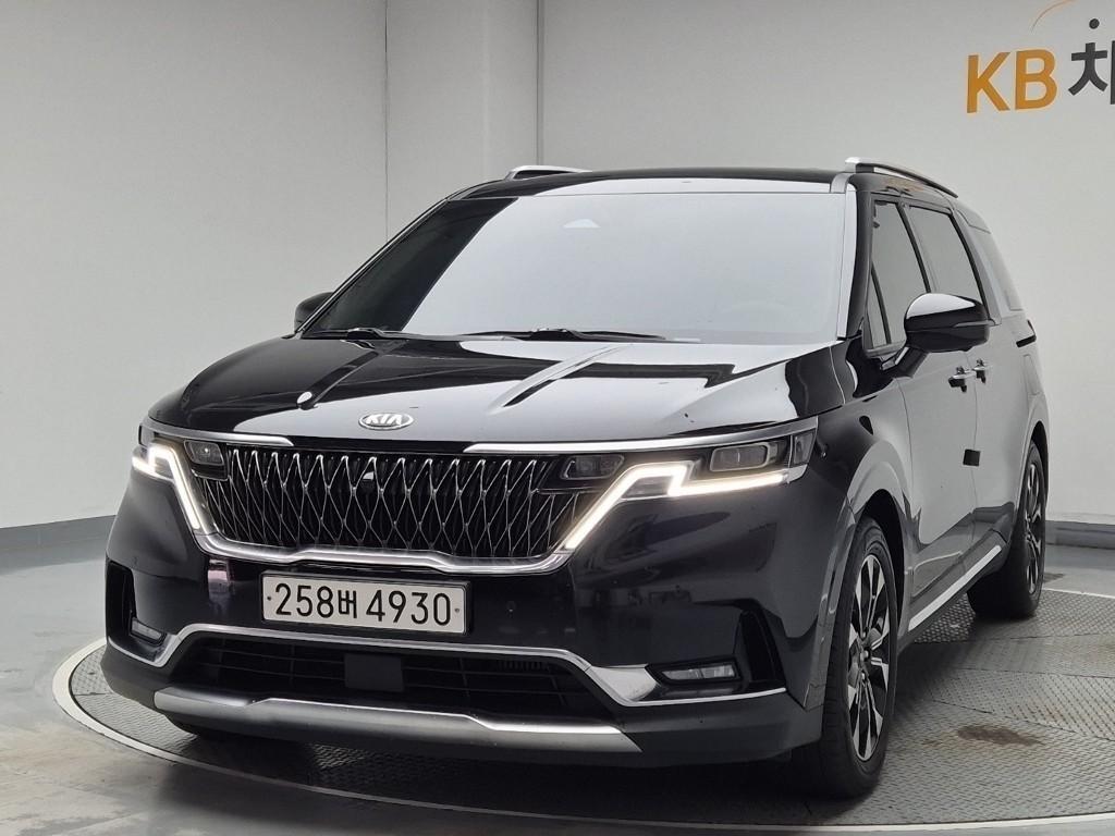 KIA Carnival 2021 Negro - Importación desde Corea - HF Imports Iquique - Foto 1