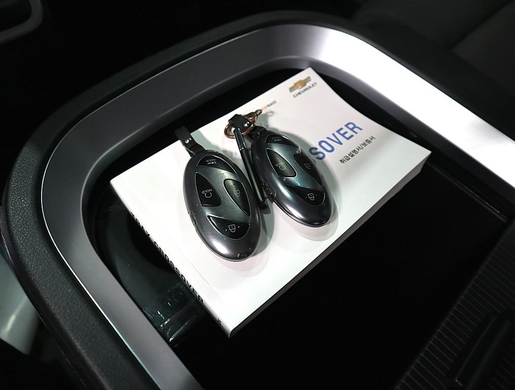 HYUNDAI Staria 2025 Gris - Importación desde Corea - HF Imports Iquique - Foto 16