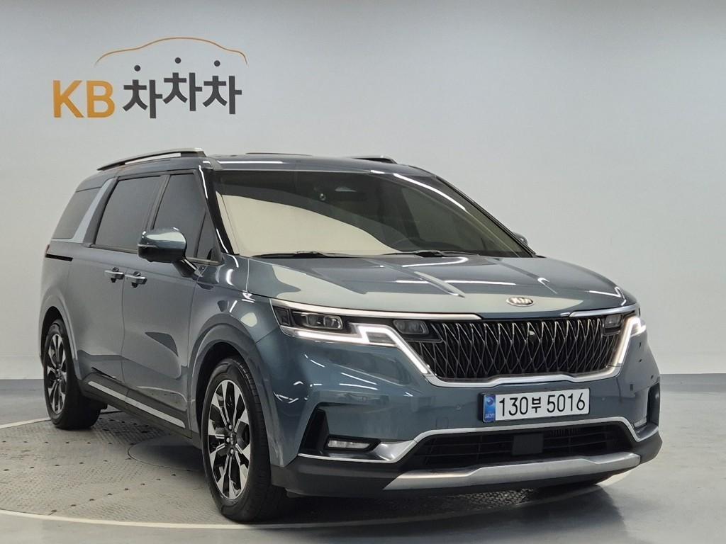 KIA Carnival - Vista 3