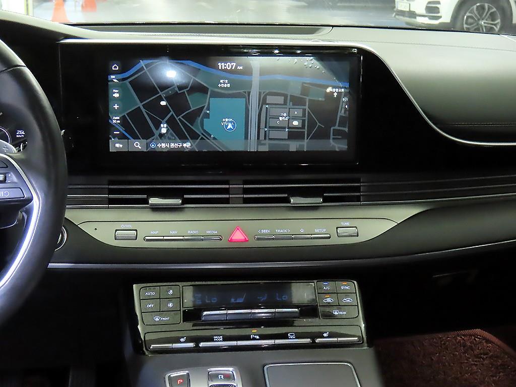 HYUNDAI Grandeur - Vista 11