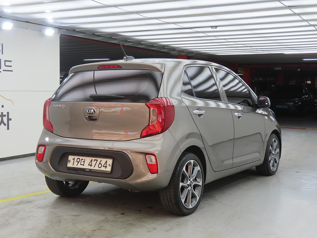 KIA Morning - Vista 4
